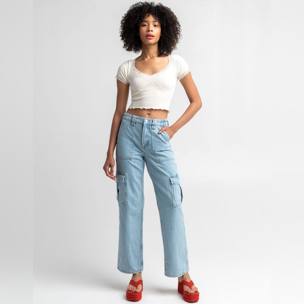 BDG Skate High Rise Light Wash Elastic Waist Cargo Wide Leg Jeans | Size 26